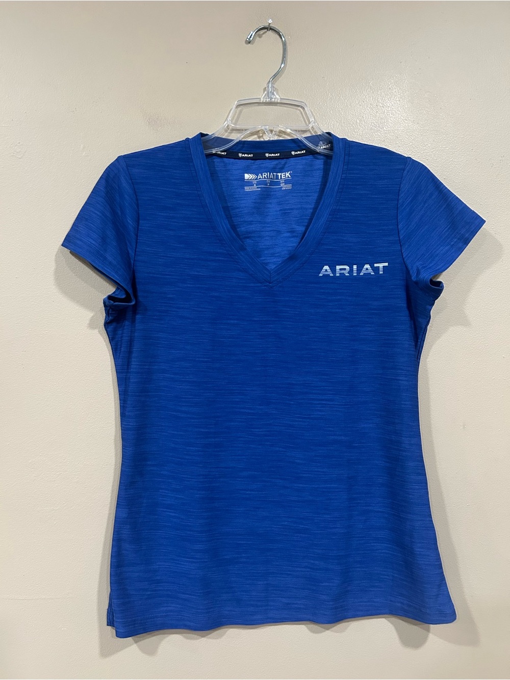 ARIAT Women’s Short Sleeve Tee Size Small Royal Blue